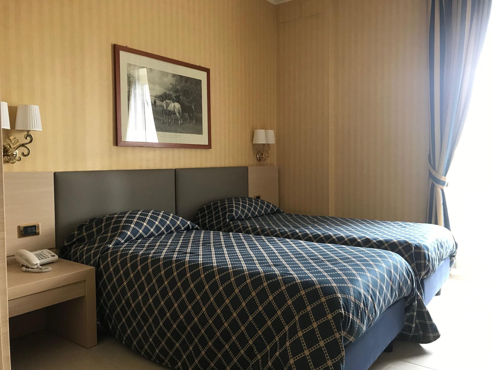 Domus Park Hotel & Spa Frascati Exterior photo