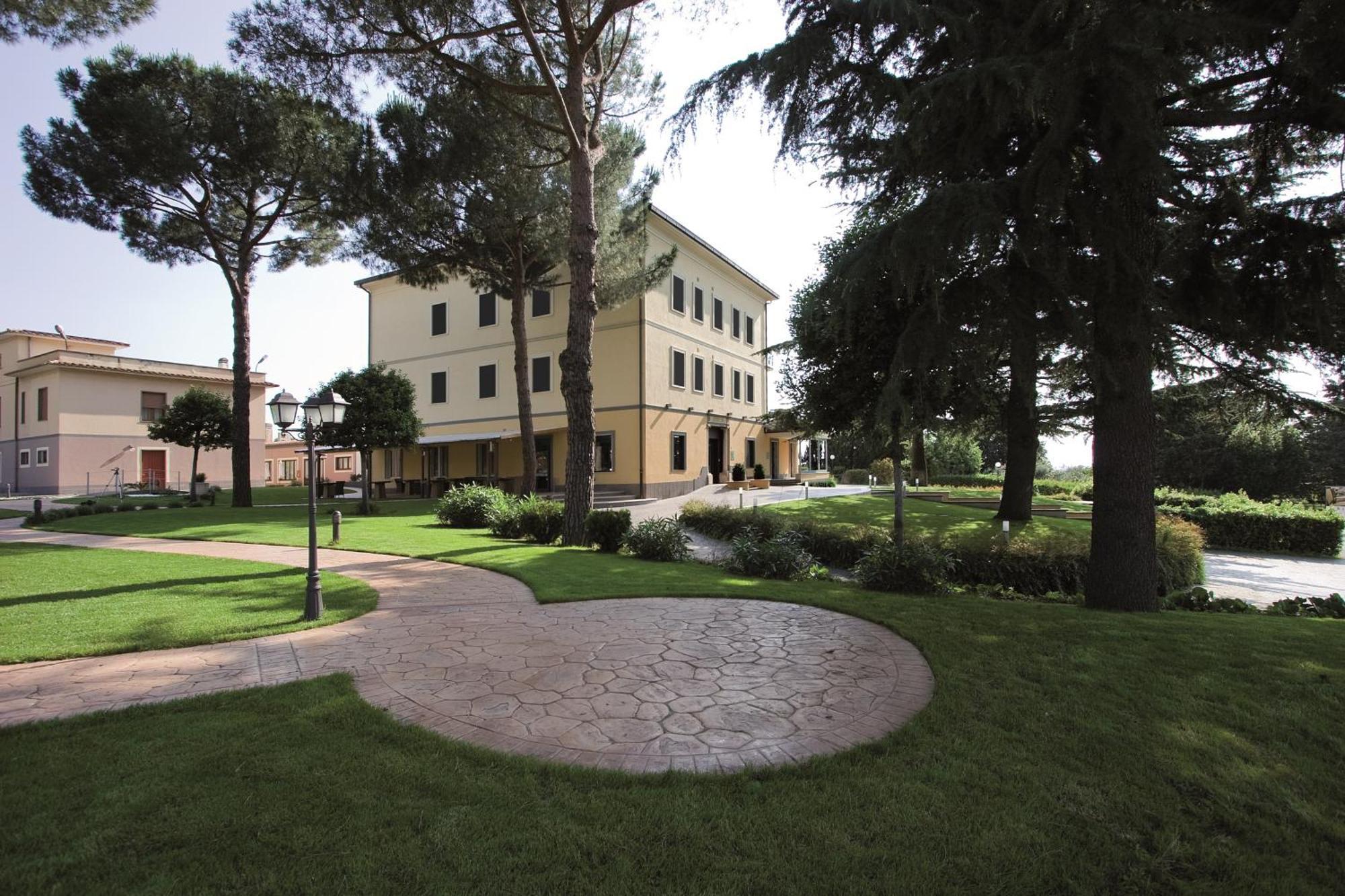 Domus Park Hotel & Spa Frascati Exterior photo