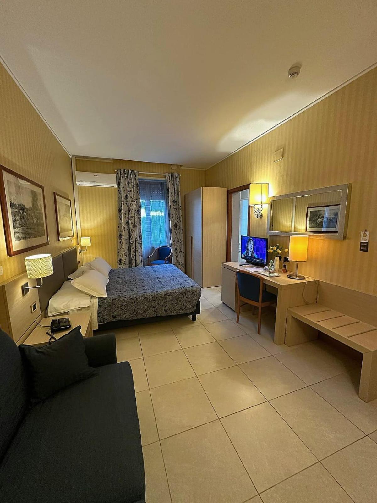 Domus Park Hotel & Spa Frascati Exterior photo