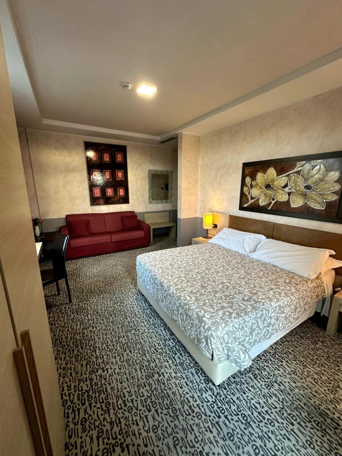 Domus Park Hotel & Spa Frascati Exterior photo