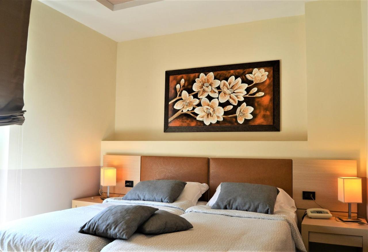Domus Park Hotel & Spa Frascati Exterior photo